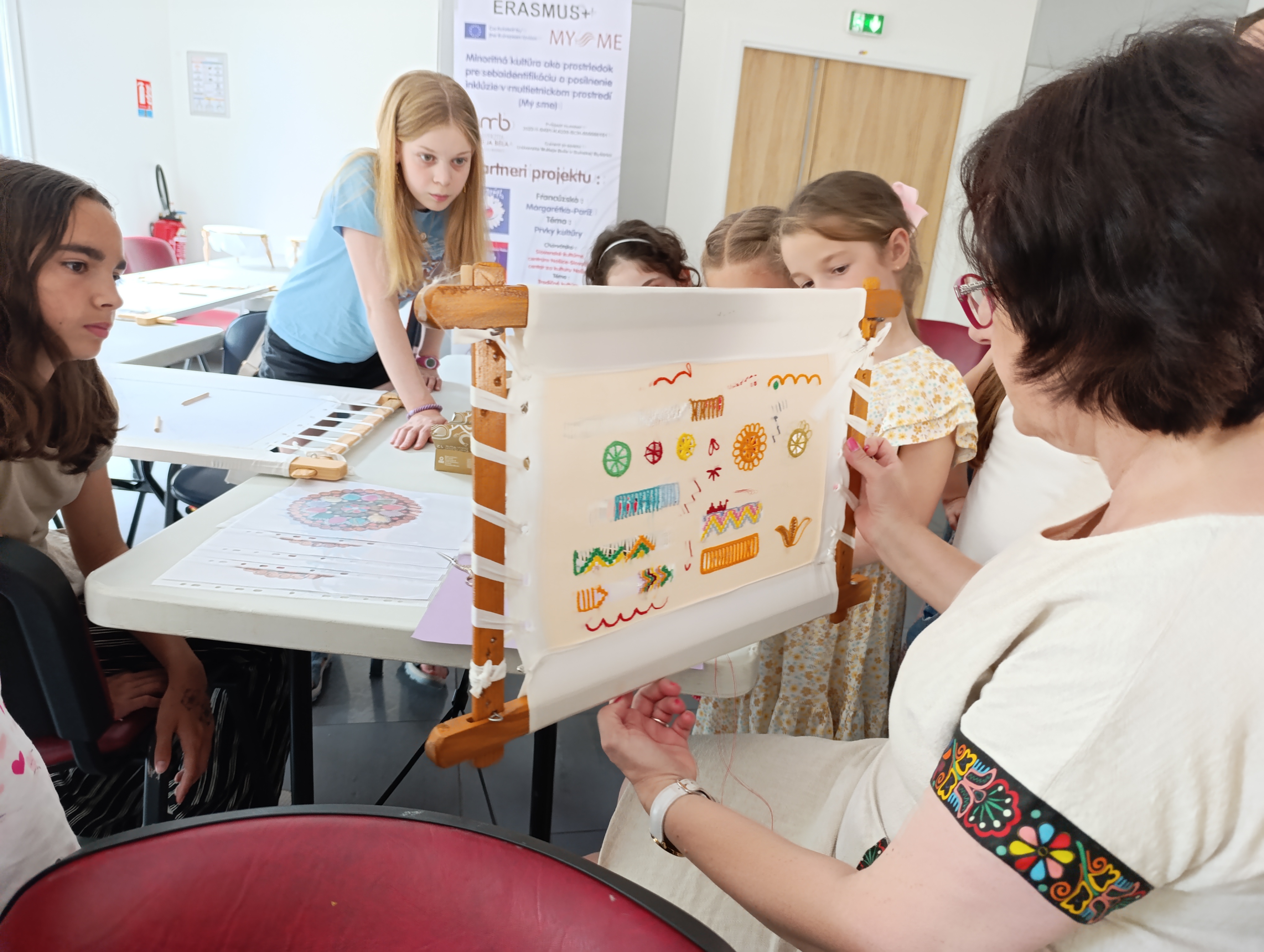 Workshop výšivka krivou ihlou – foto 3